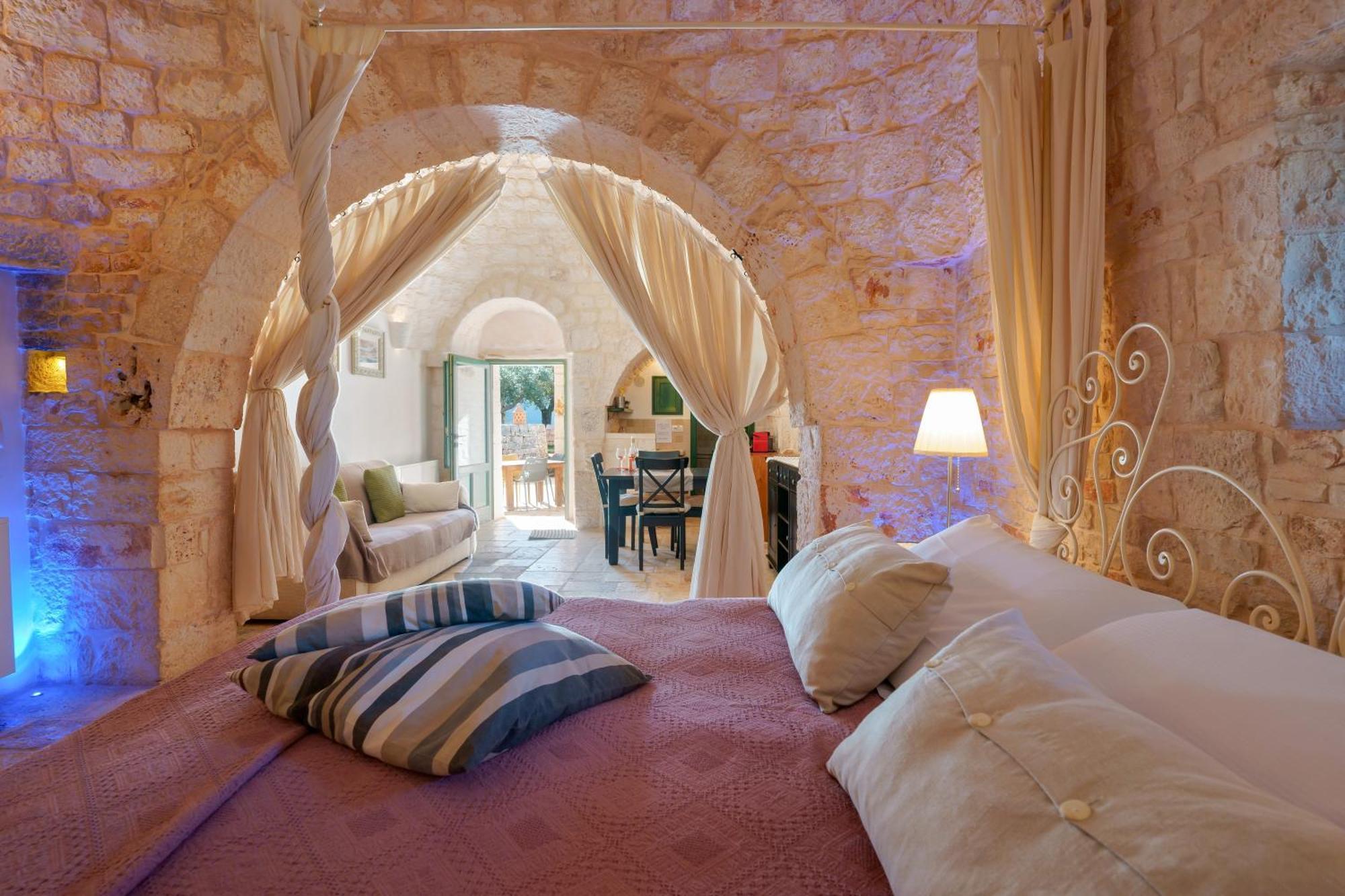 Bed & Breakfast Masseria Rosa Trulli Relais 4*